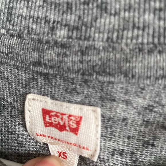 Levi’s Classic Pocket T-shirt - Picture 11 of 12